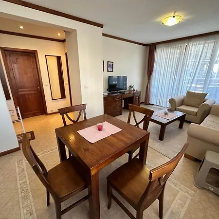 St Ivan Rilski Spacious Apartment