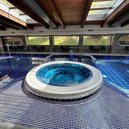 St Ivan Rilski Spacious Lägenhet