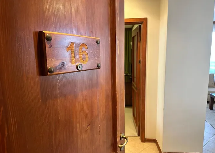 St Ivan Rilski Spacious Lägenhet